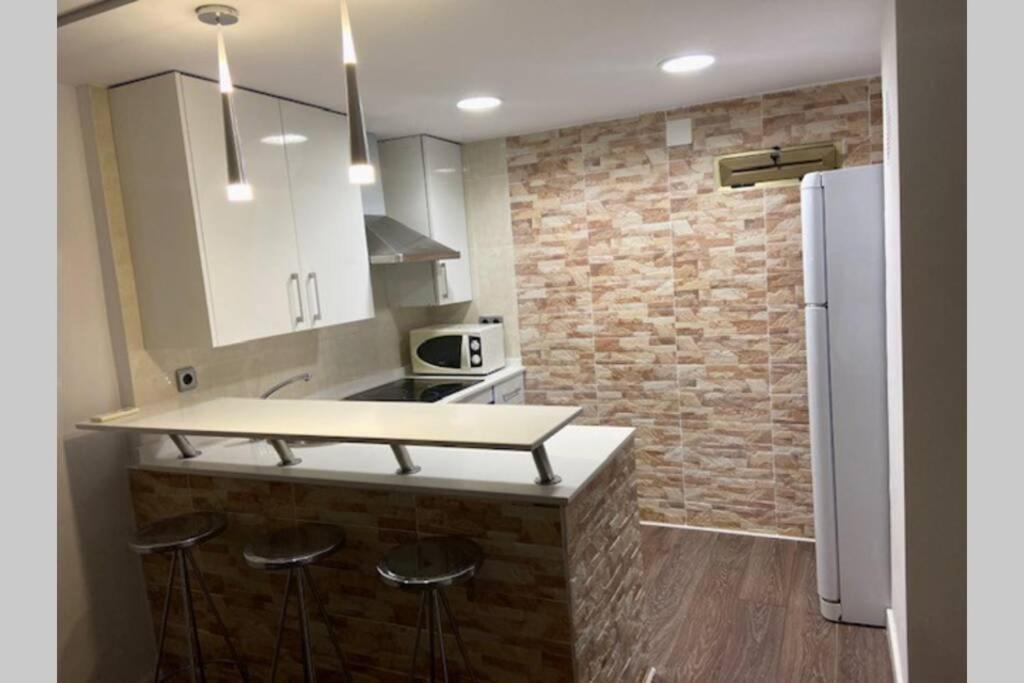 Ideal 1 Benidorm Kültér fotó