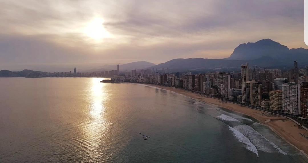 Ideal 1 Benidorm Kültér fotó